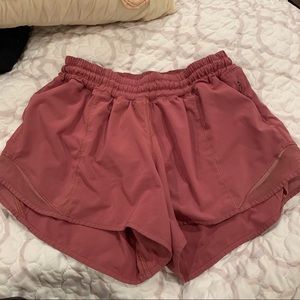 pink lulu shorts